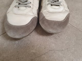 Zapatillas Prada Blancas y Grises