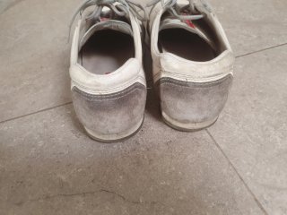 Zapatillas Prada Blancas y Grises