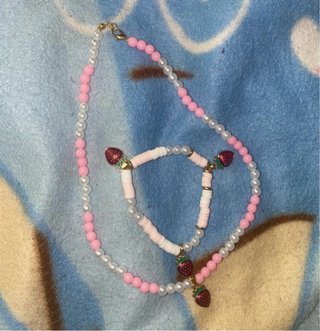 Conjunto de pulseira e colar