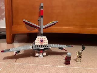LEGO Star Wars 75081: Nave de Combate