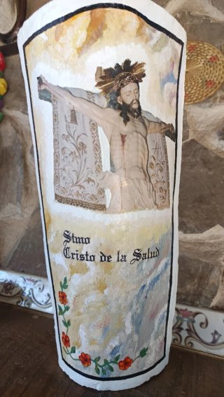 Teja decorada Cristo de la Salud