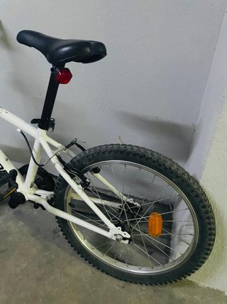 Bicicleta Rockrider 16 blanco