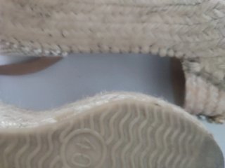 Sandalias Fabiolas Beige con Pedrería