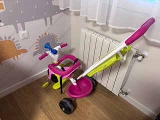 Triciclo Smoby Rosa Paseo y Aprendizaje, 1-3 años