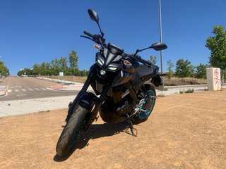 Yamaha MT-125 Negra/Gris