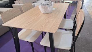 Sillas de comedor blancas y madera