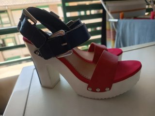 Sandalias Gioseppo Talla 37 Rojas y Blancas