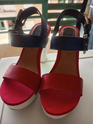 Sandalias Gioseppo Talla 37 Rojas y Blancas