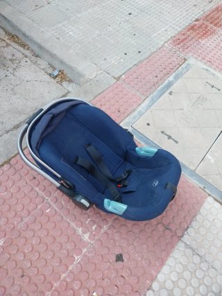 Silla de coche azul