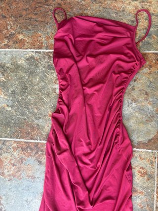 vestido granate largo