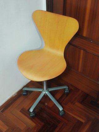 Silla de escritorio madera y metal