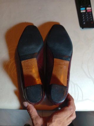 Zapatos marca Rachel talla39 color Granates
