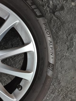 Llantas Mercedes 215/65 R17 Michelin