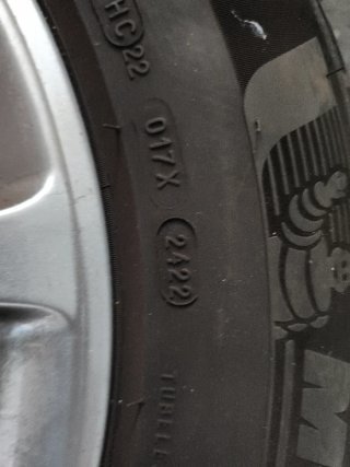 Llantas Mercedes 215/65 R17 Michelin