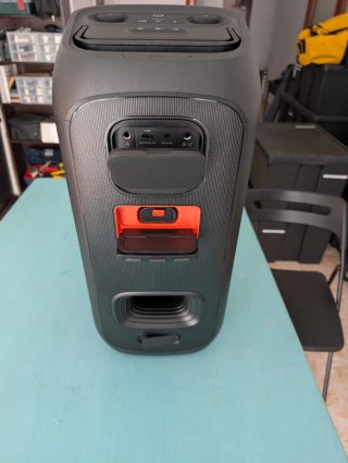 Altavoz bluetooth JBL Partybox Club 120