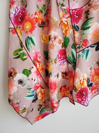 Blusa Zara Estilo Oriental Talla L