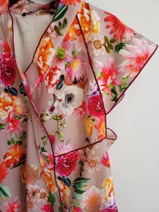 Blusa Zara Estilo Oriental Talla L