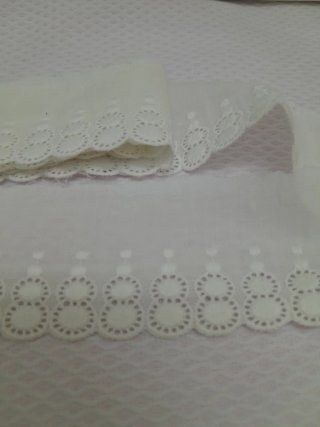 Puntilla tira bordada blanca vintage
