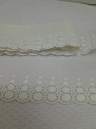 Puntilla tira bordada blanca vintage