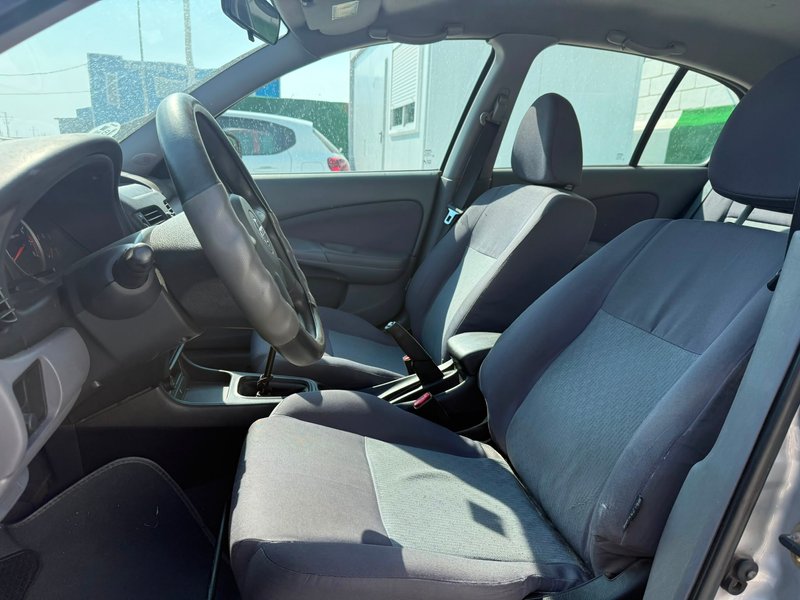 Nissan Almera 2005, foto 9