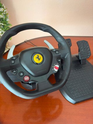 Thrustmaster T80 Ferrari PS4/PS5/PC + Pedales