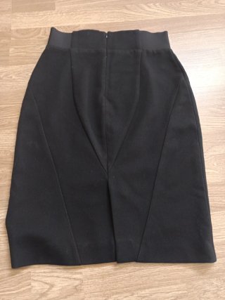 Falda Mango tubo negra