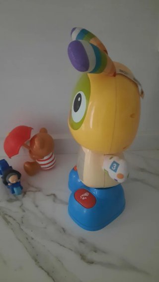 Juguete infantil con regalo
