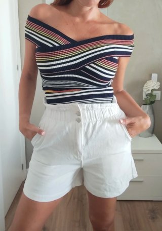 Top rayas hombros descubiertos zara talla S