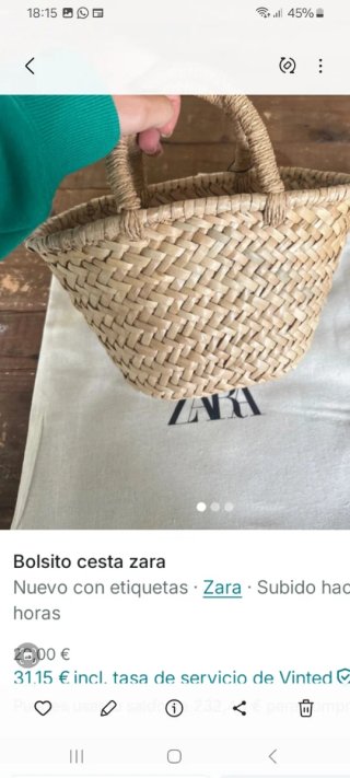 Bolso cesto pequeño de mimbre de Zara