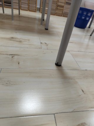 Mesa de estudio Ikea blanca