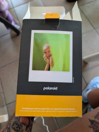 Cámara Polaroid now instant camera