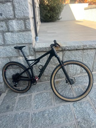 Specialized Epic Comp Carbon Talla L