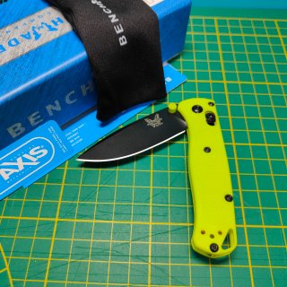 BEMCHMADE BUGOUT MINI 533 NUEVA FIBRA (NAVAJÄ).