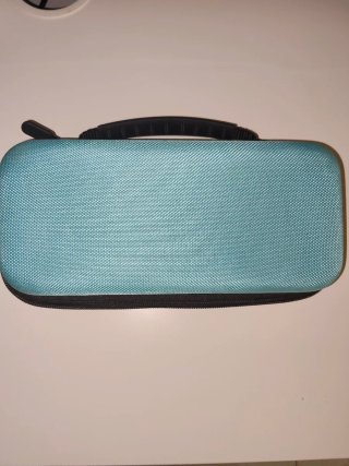 Nintendo Switch in perfette condizioni, come nuovo, con tutti gli accessori
