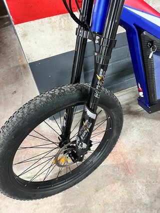 Bicicleta Eléctrica Fat Bike Azul