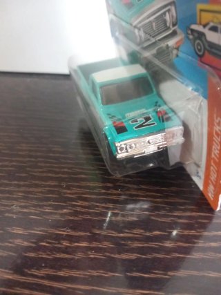 HOTWHEELS