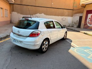 Opel Astra 2005