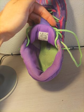 Zapatillas de baloncesto MB. 03 Toxic