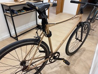 Bicicleta Fixie Moma Beige