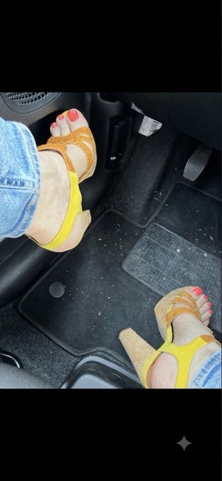 Sandali donna tacco alto marrone giallo