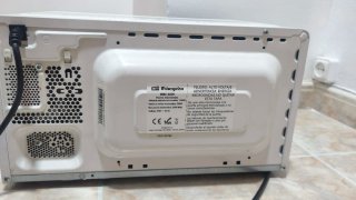 Microondas Orbegozo 20L Blanco y Negro