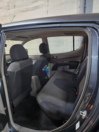 Mitsubishi l200 2009