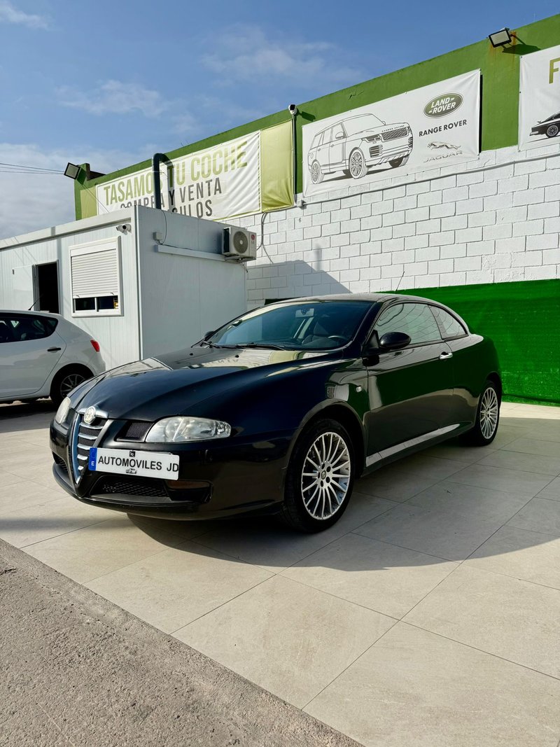Alfa Romeo GT 2007 - foto 1