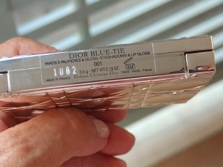 Estuche de sombras y labios