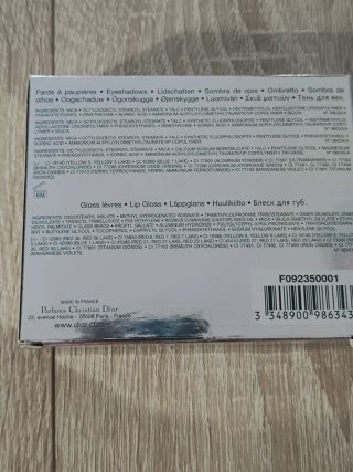 Estuche de sombras y labios