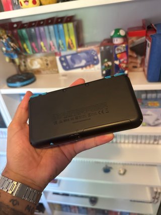 New nintendo 2Ds XL negra (Nueva)