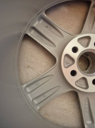 Juego 5 llantas Audi. NUEVAS.
