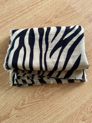 Pañuelo grande fular a rayas- Primark