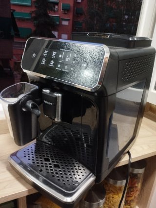 Cafetera automática Philips Serie 2200