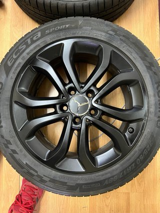 Llantas Mercedes originales 17” 4 neumáticos nuevo